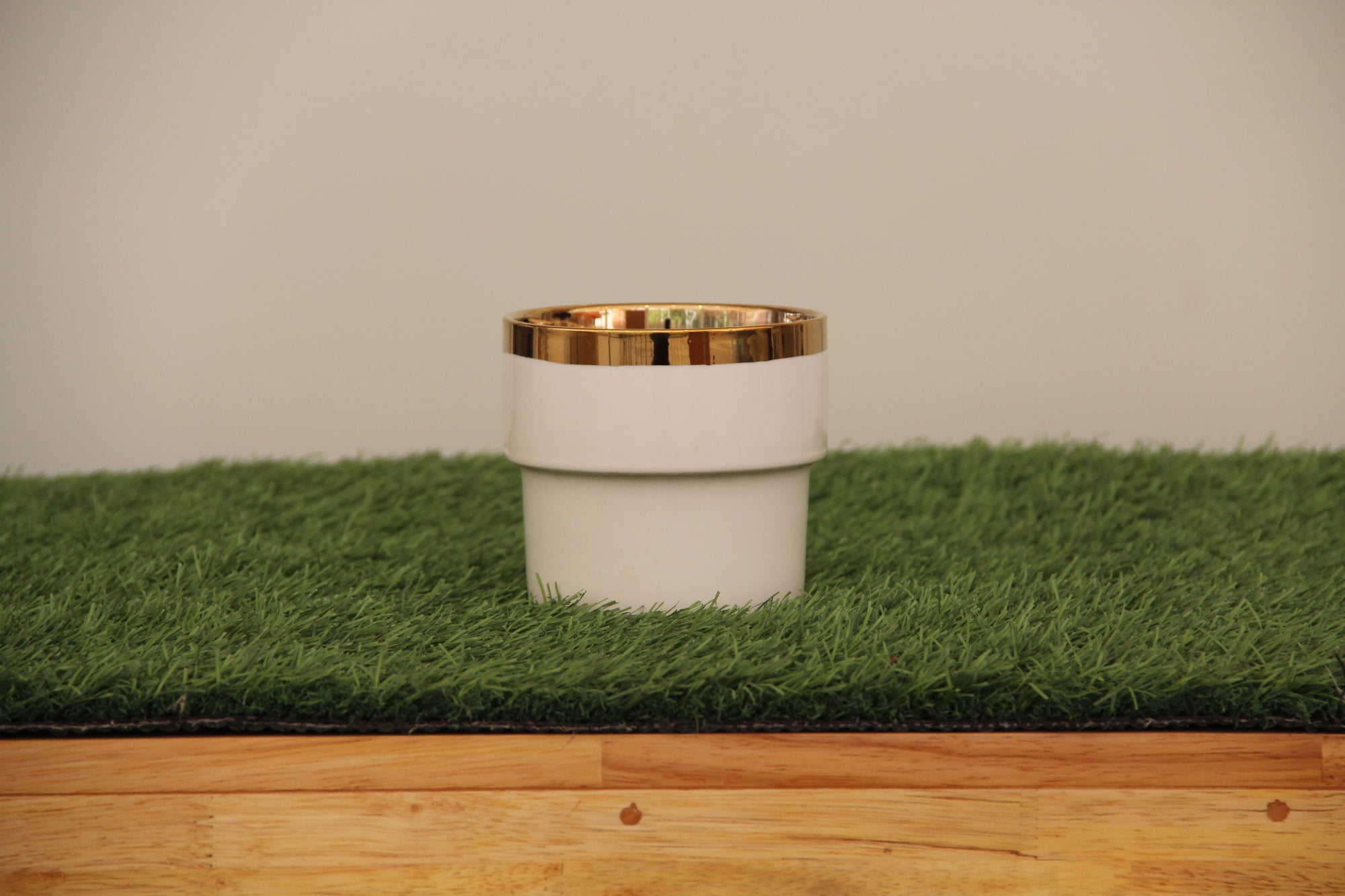Ceramic Round Pot