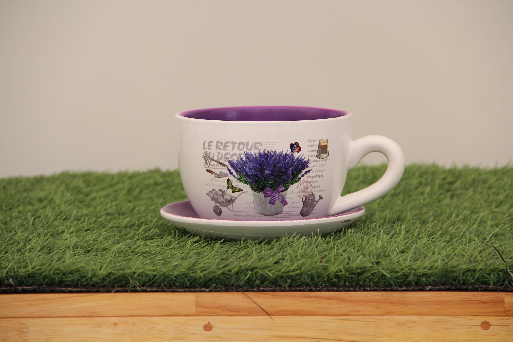 Ceramic Tea Cup & Soucer Type Pot (4.3x5.9 Inches)