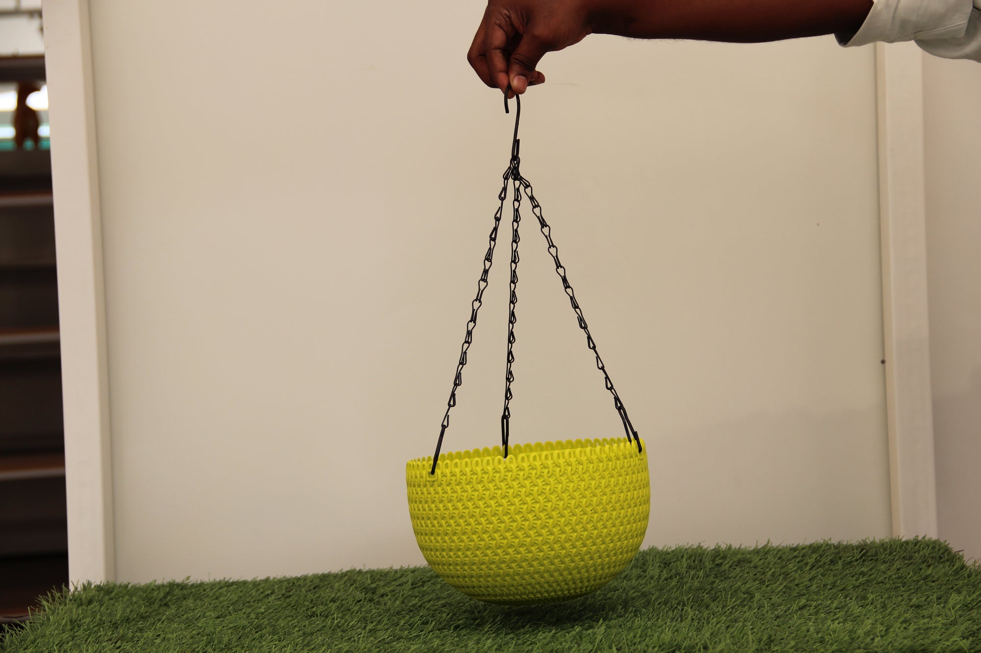 Plastic Round Type Capri Hanging Yellow (20x14 Inches)